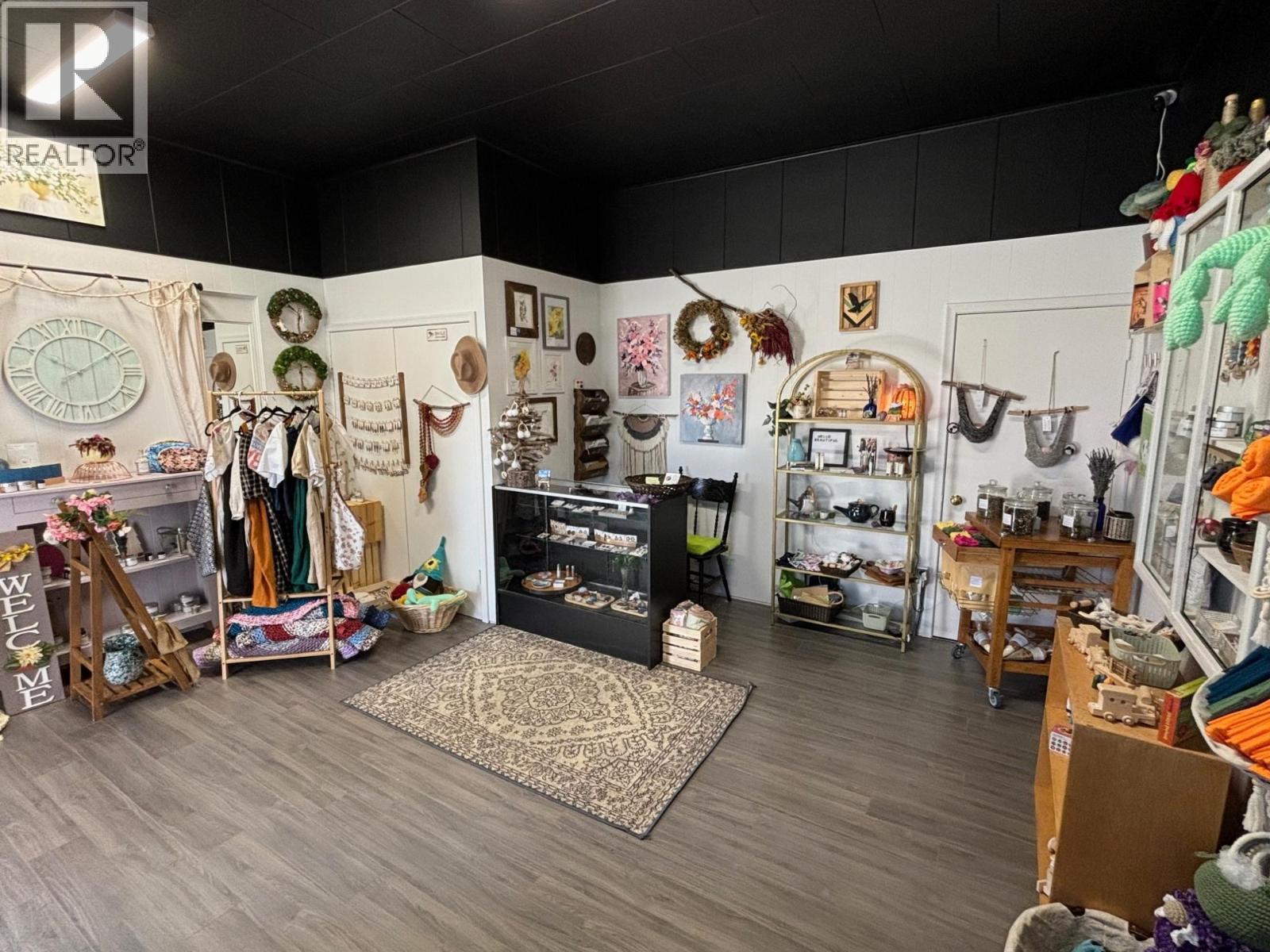 375 Copper Avenue S, Greenwood, British Columbia  V0H 1J0 - Photo 4 - 10384555