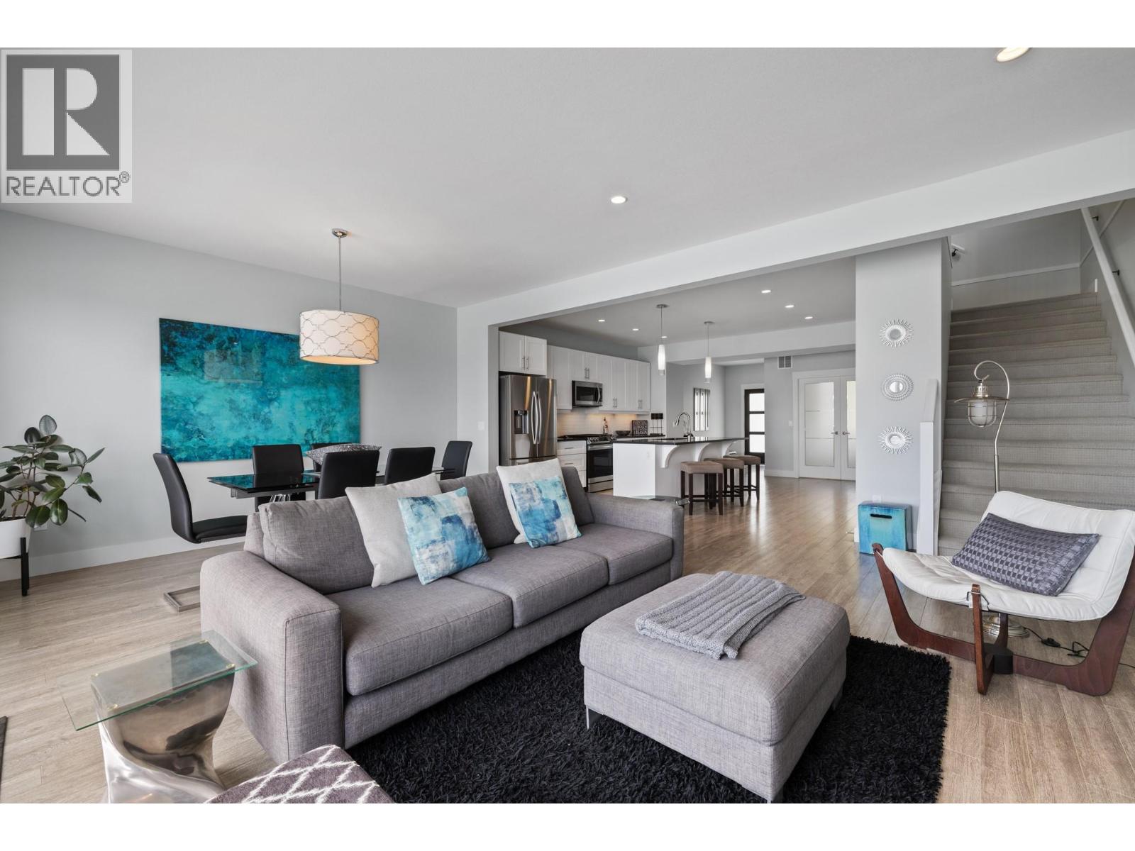 1260 Snowberry Avenue, Kelowna, British Columbia  V1W 5K7 - Photo 10 - 10382014