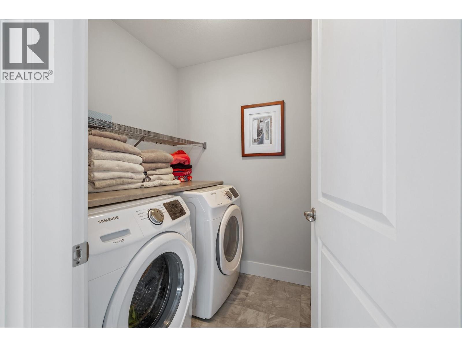 1260 Snowberry Avenue, Kelowna, British Columbia  V1W 5K7 - Photo 32 - 10382014