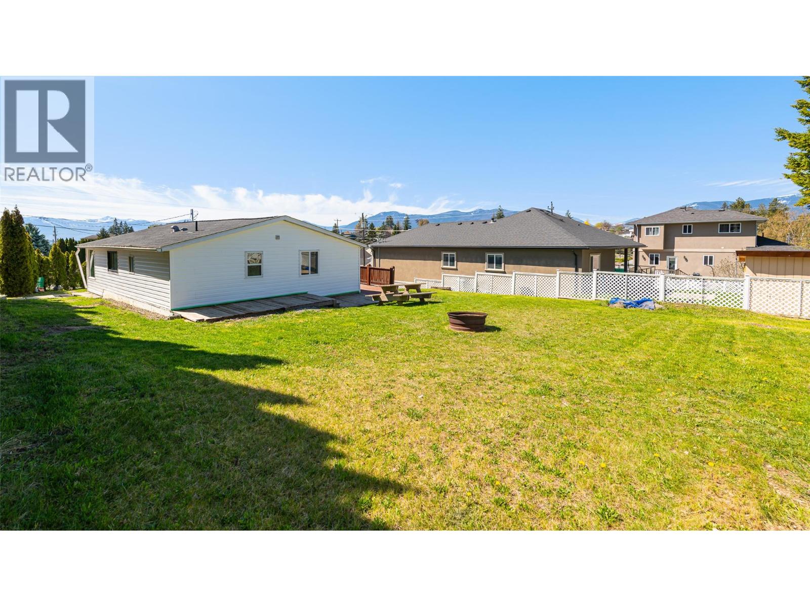 1610 Murdoch Street, Creston, British Columbia  V0B 1G5 - Photo 24 - 10384410