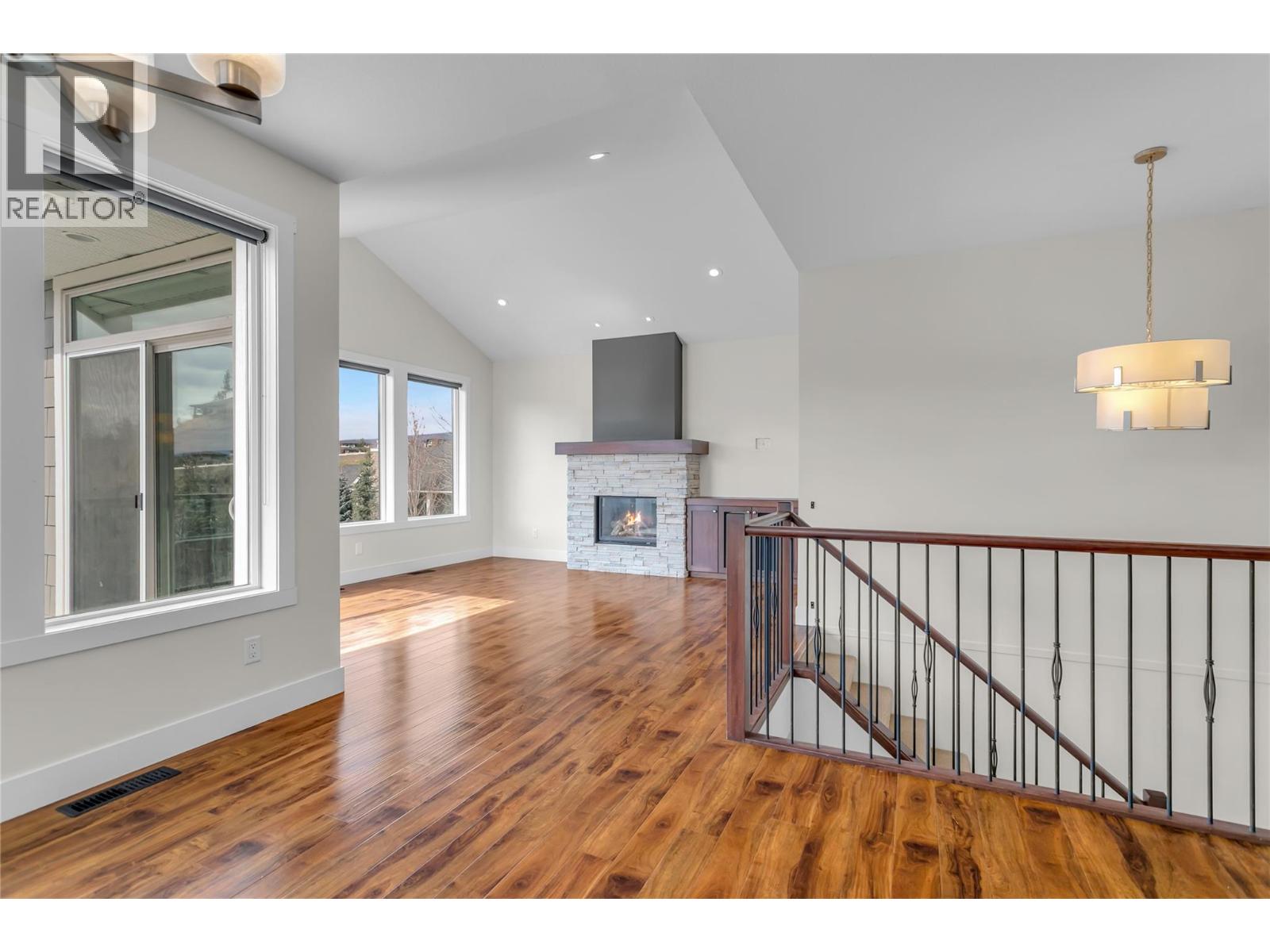 1362 Rocky Point Drive, Kelowna, British Columbia  V1V 2Z9 - Photo 17 - 10384373