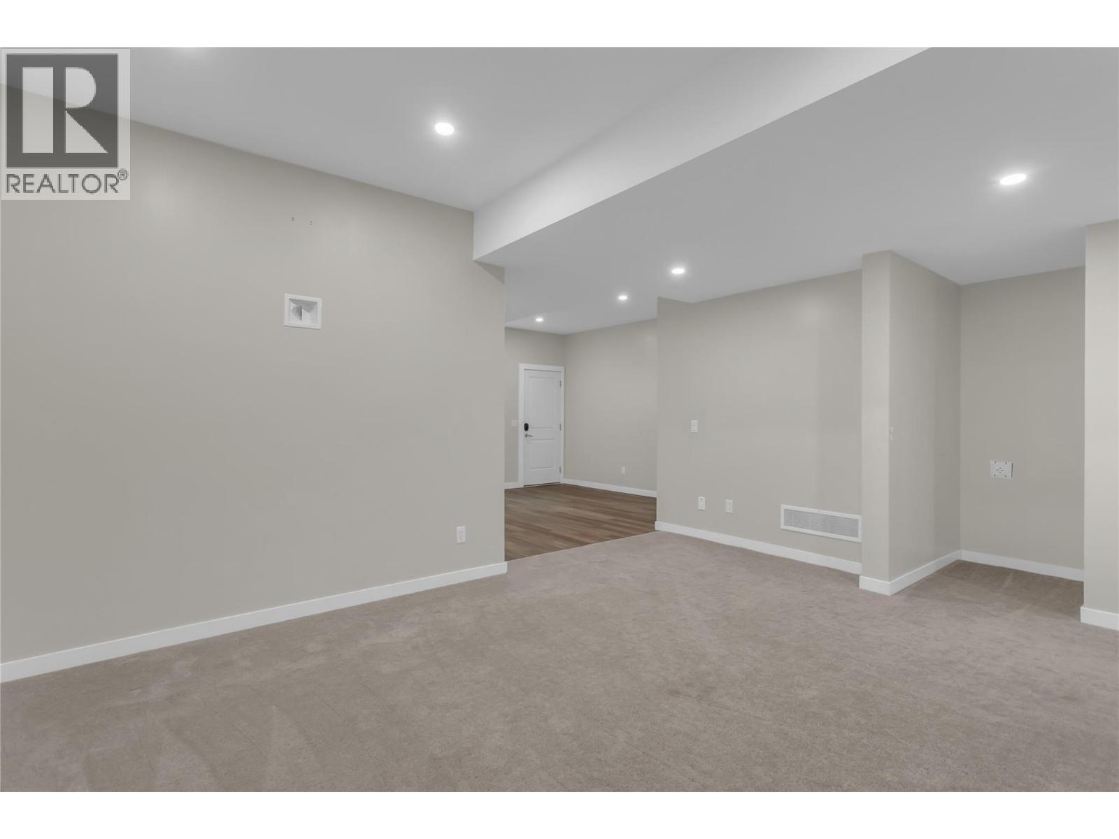 1362 Rocky Point Drive, Kelowna, British Columbia  V1V 2Z9 - Photo 35 - 10384373