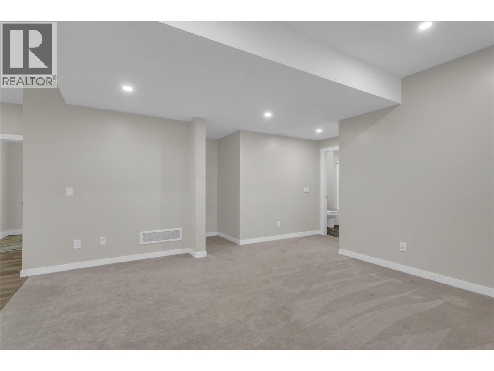 1362 Rocky Point Drive, Kelowna, British Columbia  V1V 2Z9 - Photo 36 - 10384373