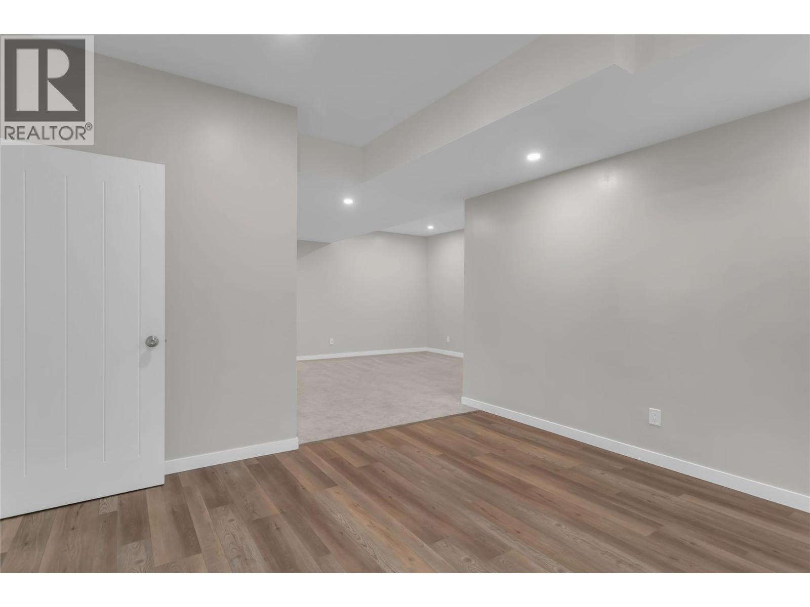 1362 Rocky Point Drive, Kelowna, British Columbia  V1V 2Z9 - Photo 38 - 10384373
