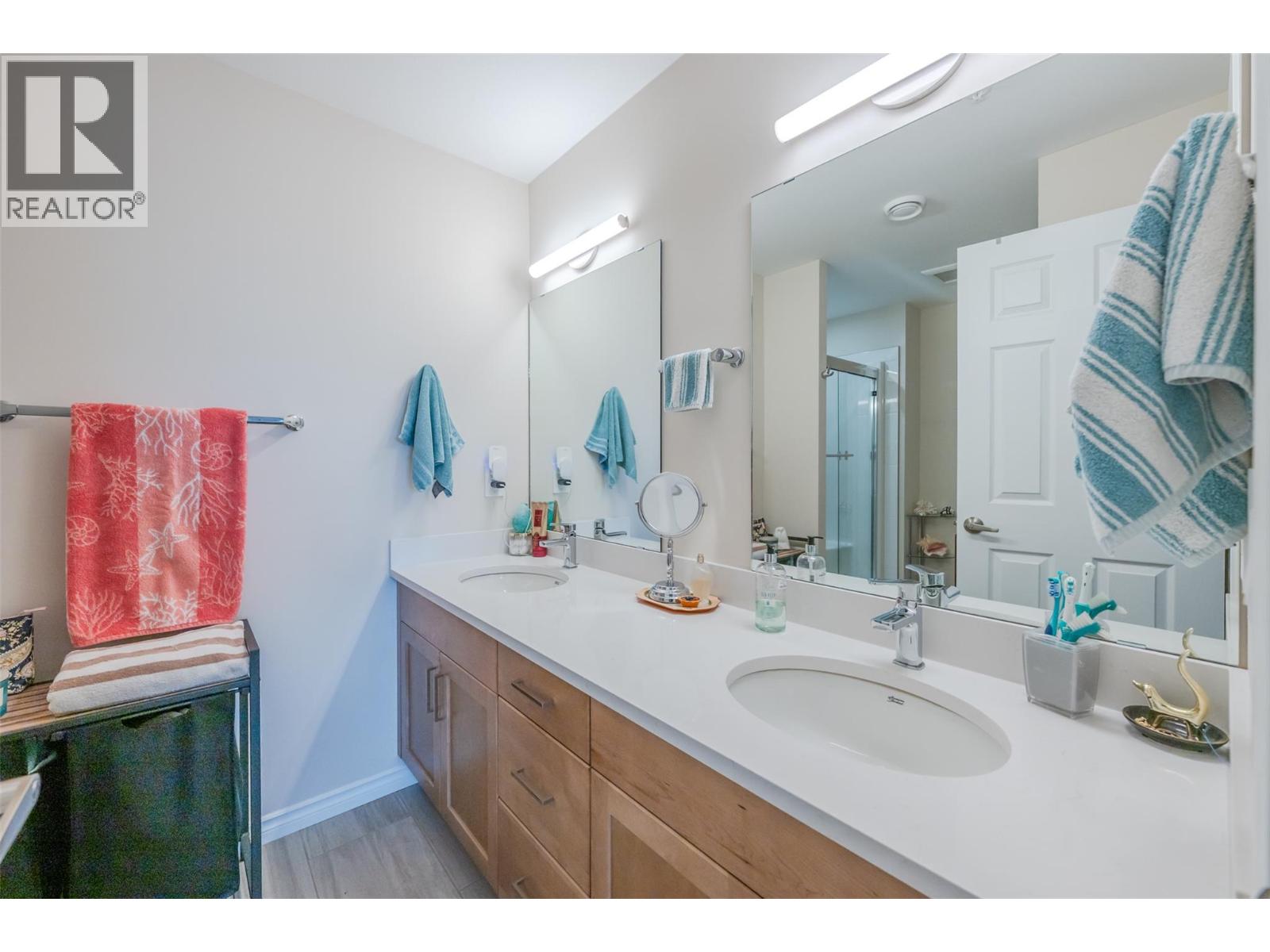 3362 Skaha Lake Road Unit# 1002 Lot# 238, Penticton, British Columbia  V2A 0J4 - Photo 11 - 10384448