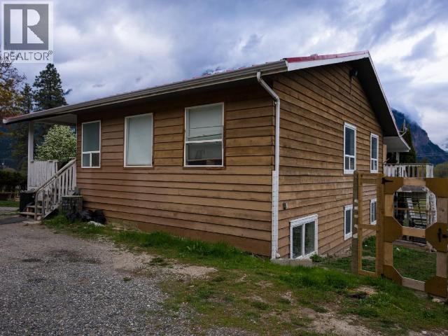 454 Highway 12, Lillooet, British Columbia  V0K 1V0 - Photo 32 - 10384240