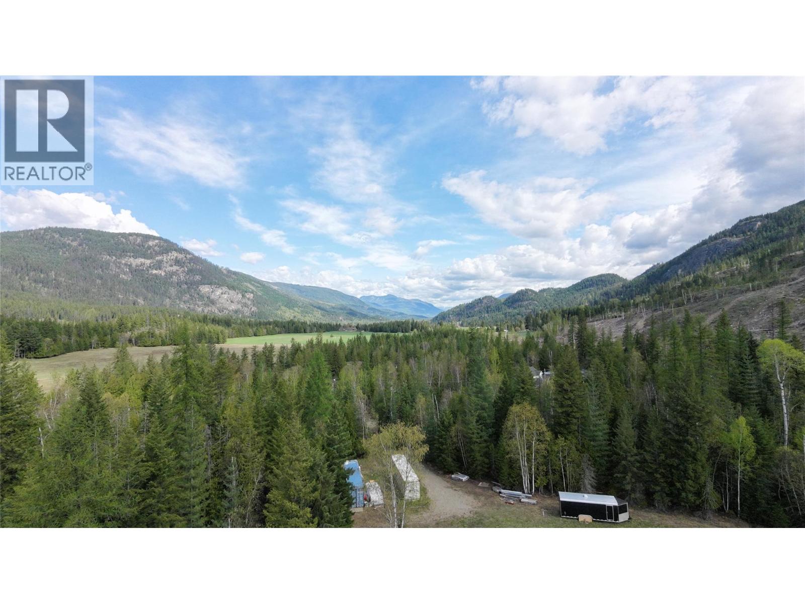 7 Bigg Road, Lumby, British Columbia  V0E 2G6 - Photo 2 - 10384514