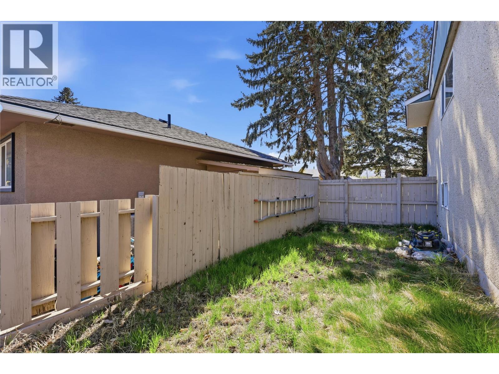 686 Brandon Avenue, Kamloops, British Columbia  V2B 1N4 - Photo 35 - 10384611