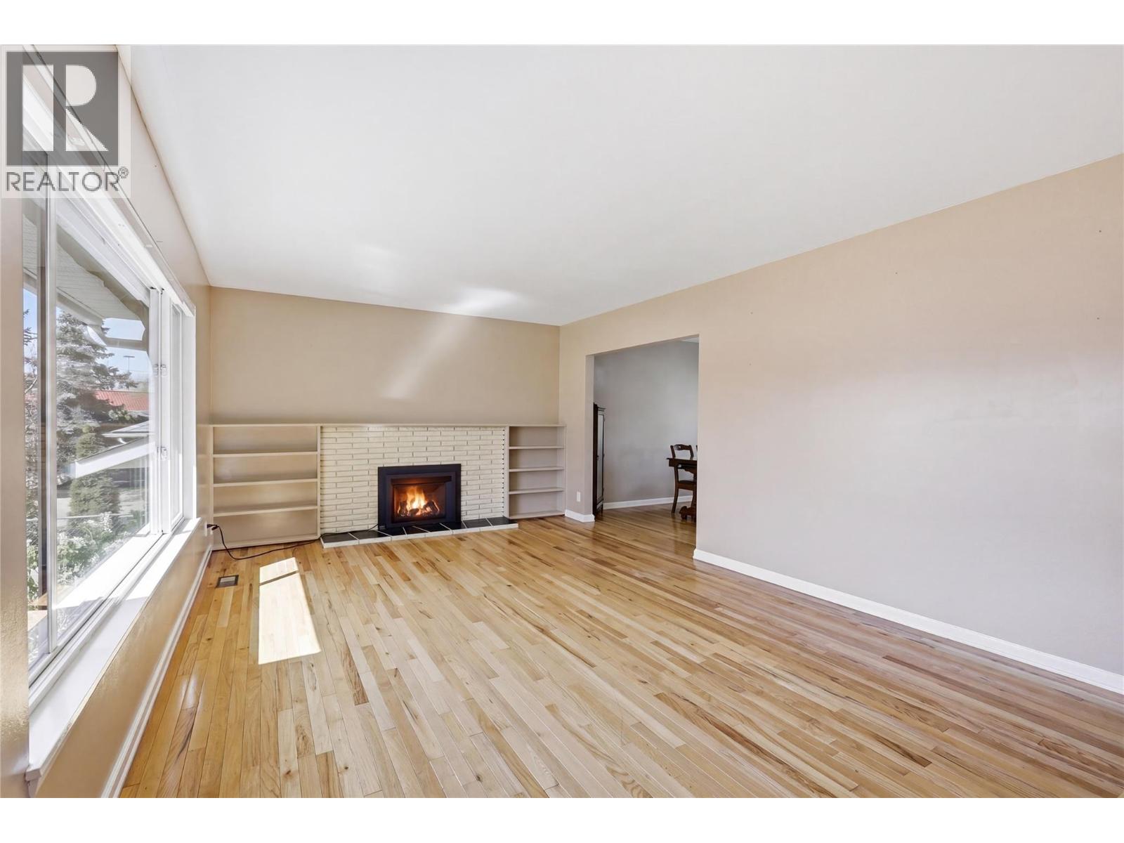 686 Brandon Avenue, Kamloops, British Columbia  V2B 1N4 - Photo 4 - 10384611
