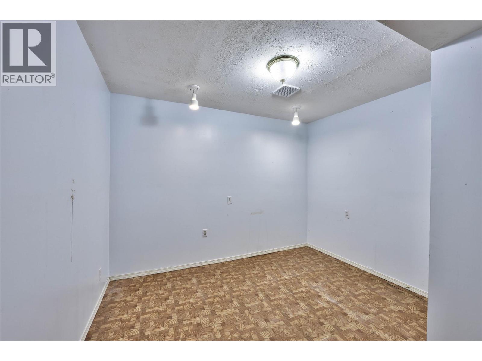 2022 Pacific Way Unit# 6, Kamloops, British Columbia  V1S 1T1 - Photo 19 - 10384546
