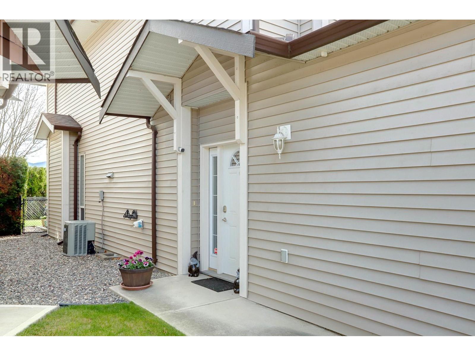 100 Palmer Road Unit# 37, Vernon, British Columbia  V1H 2H8 - Photo 4 - 10383535