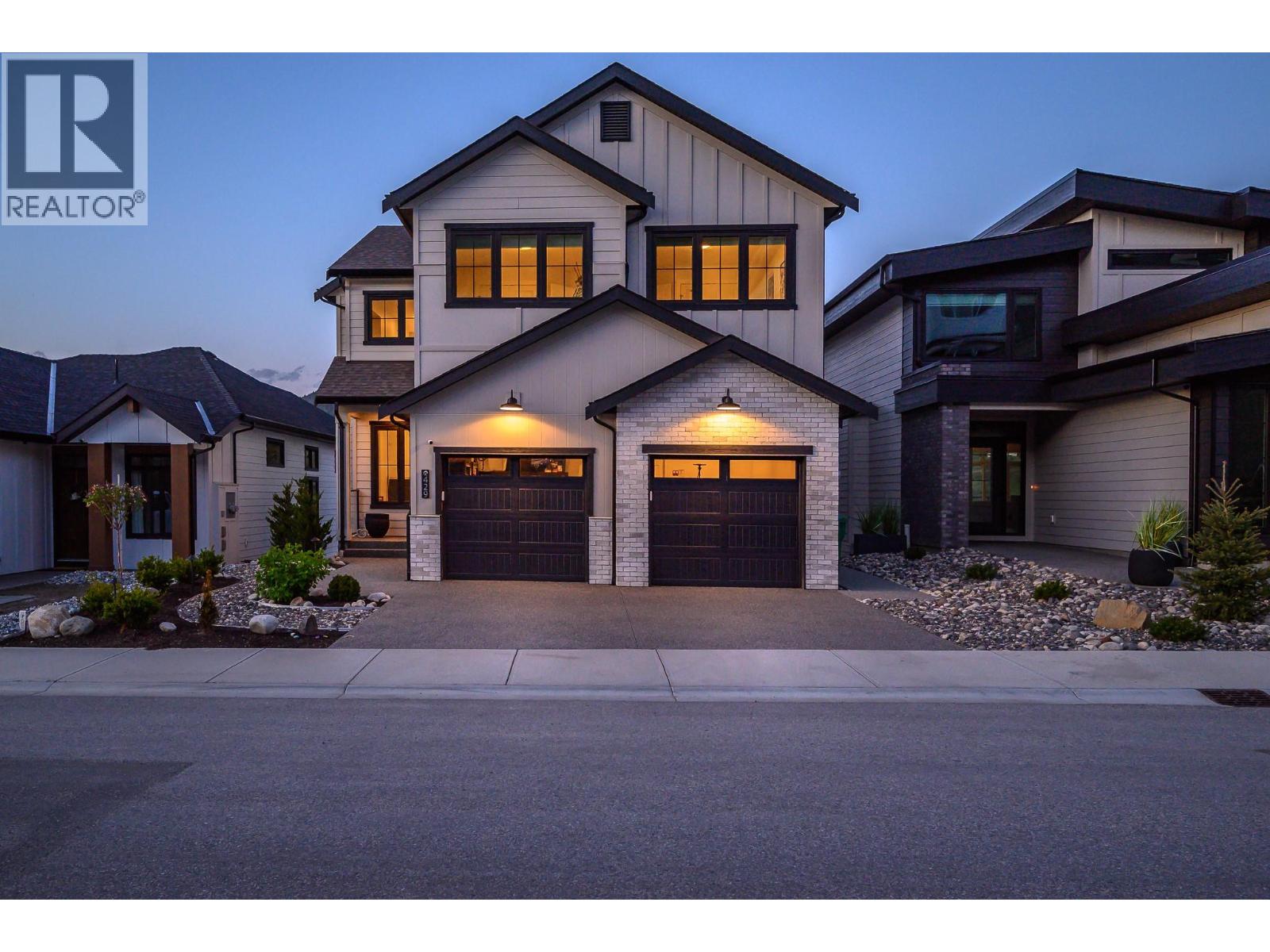 429 Morningview Drive, Coldstream, British Columbia  V1B 0B5 - Photo 2 - 10379967