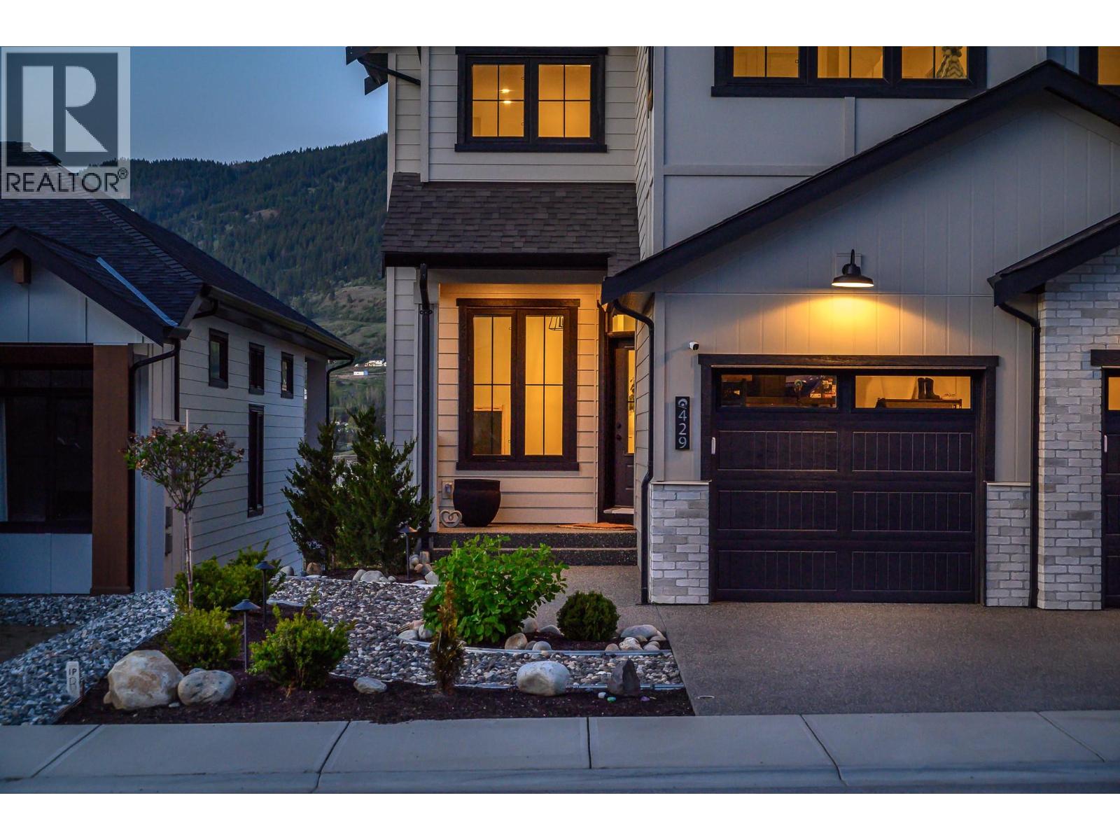 429 Morningview Drive, Coldstream, British Columbia  V1B 0B5 - Photo 4 - 10379967