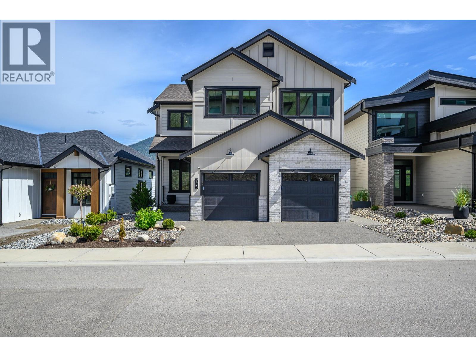 429 Morningview Drive, Coldstream, British Columbia  V1B 0B5 - Photo 9 - 10379967