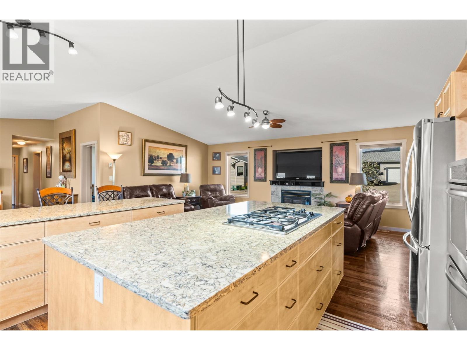 9510 97 Highway N Unit# 84, Vernon, British Columbia  V1H 1R8 - Photo 4 - 10384571