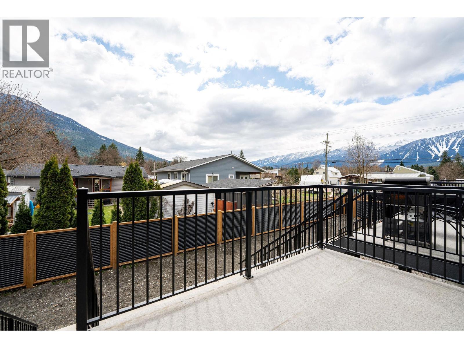 414 Humbert Street Unit# 13, Revelstoke, British Columbia  V0E 2S1 - Photo 13 - 10384458