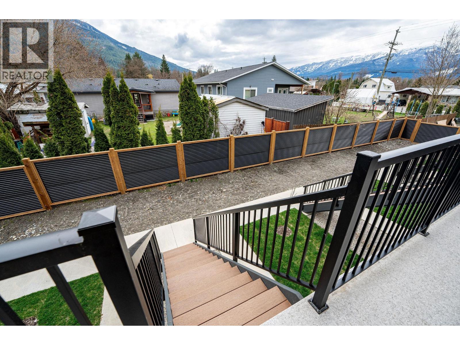 414 Humbert Street Unit# 13, Revelstoke, British Columbia  V0E 2S1 - Photo 15 - 10384458
