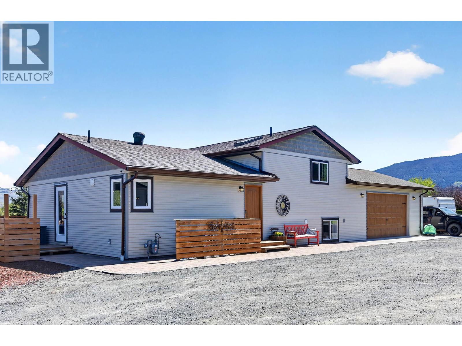 1301 Fir Avenue, Merritt, British Columbia  V1S 1L1 - Photo 4 - 10384365