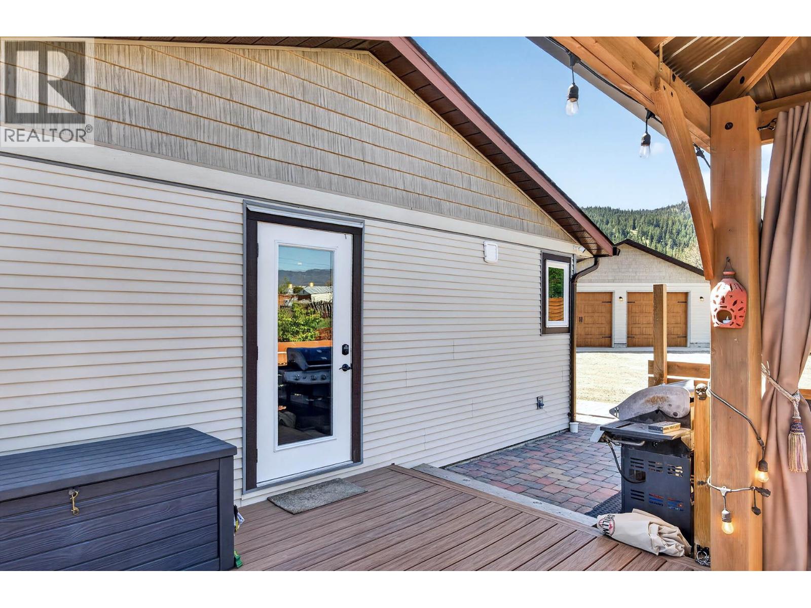 1301 Fir Avenue, Merritt, British Columbia  V1S 1L1 - Photo 46 - 10384365
