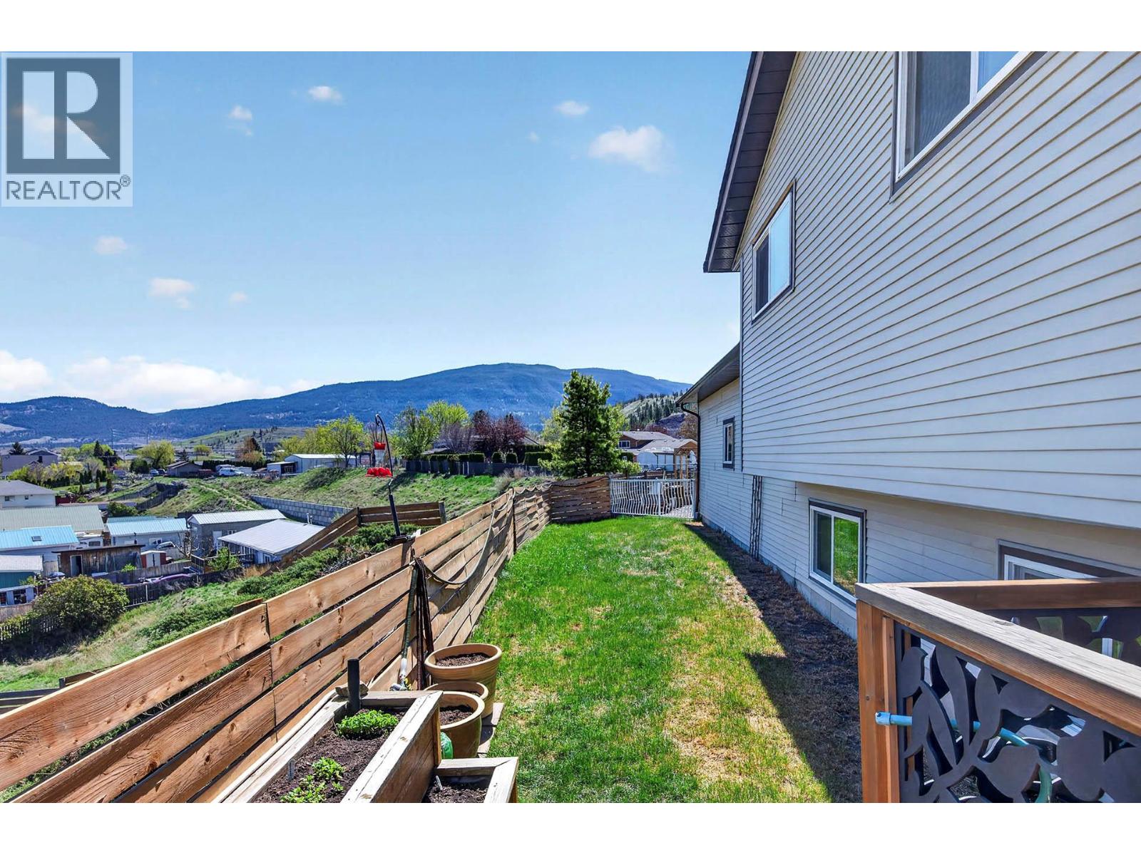 1301 Fir Avenue, Merritt, British Columbia  V1S 1L1 - Photo 48 - 10384365
