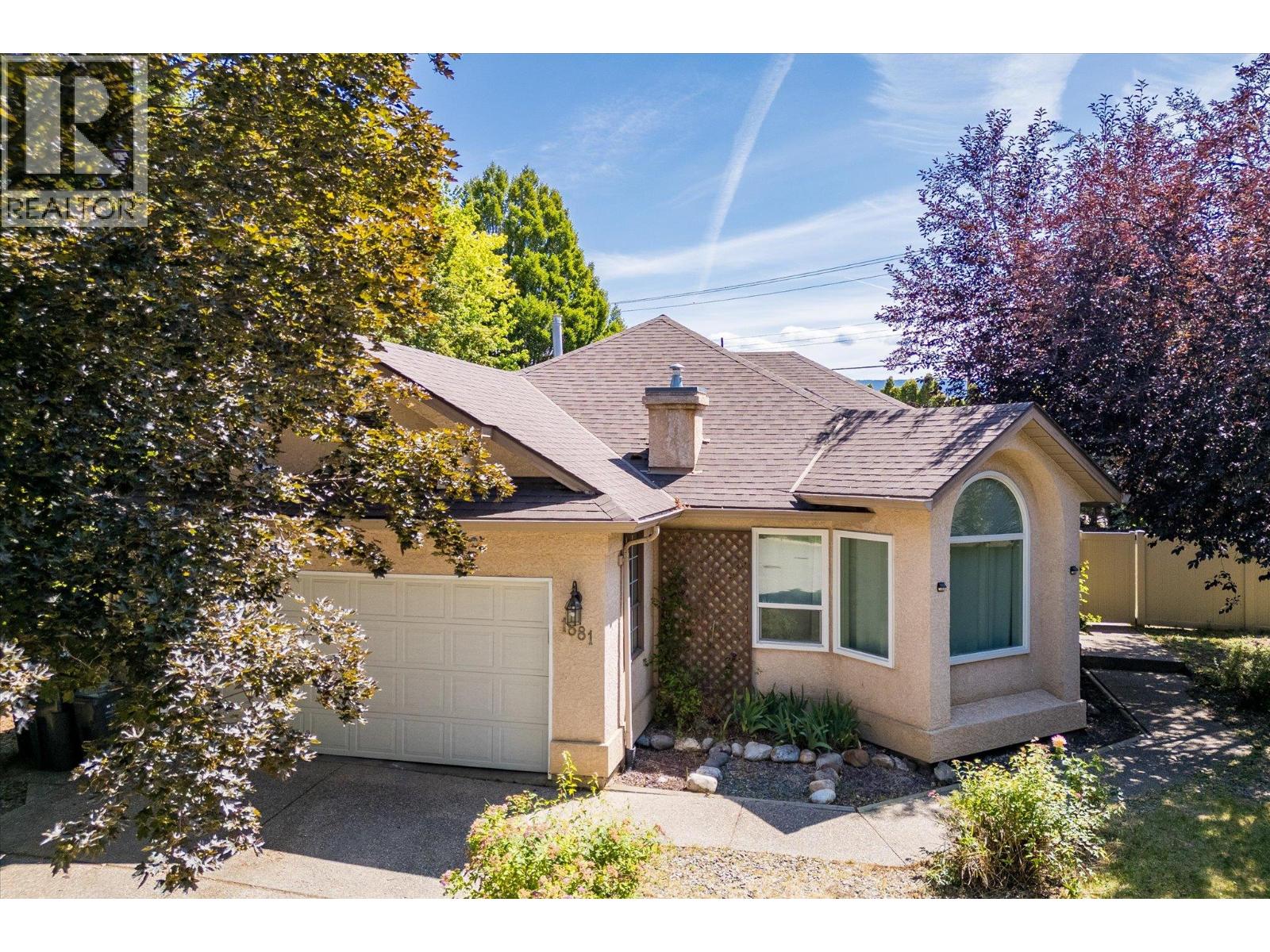 1881 Portland Place, kelowna, British Columbia