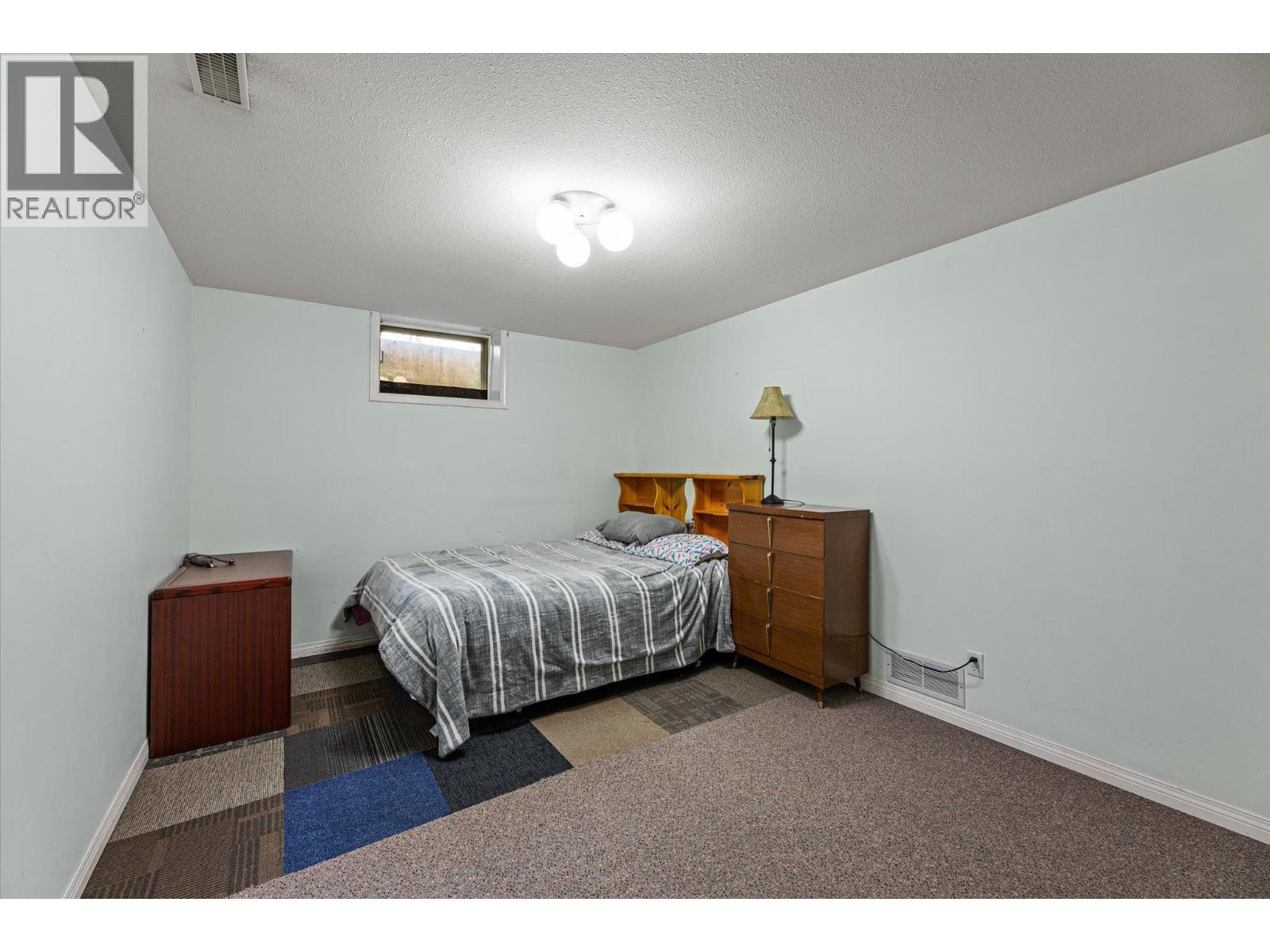 1881 Portland Place, Kelowna, British Columbia  V1V 1P9 - Photo 22 - 10384055