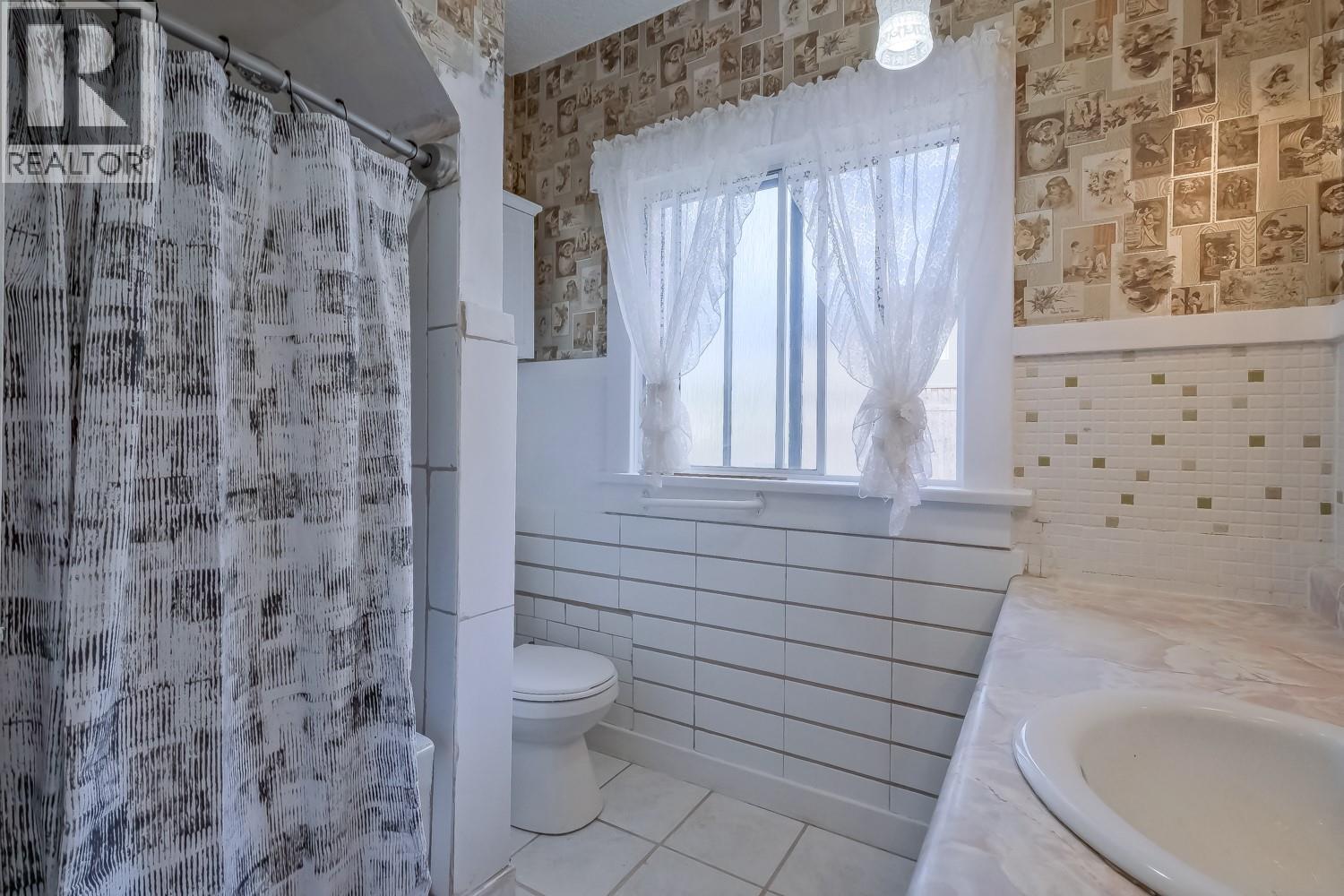 836 Government Street, Penticton, British Columbia  V2A 4T3 - Photo 15 - 10384627