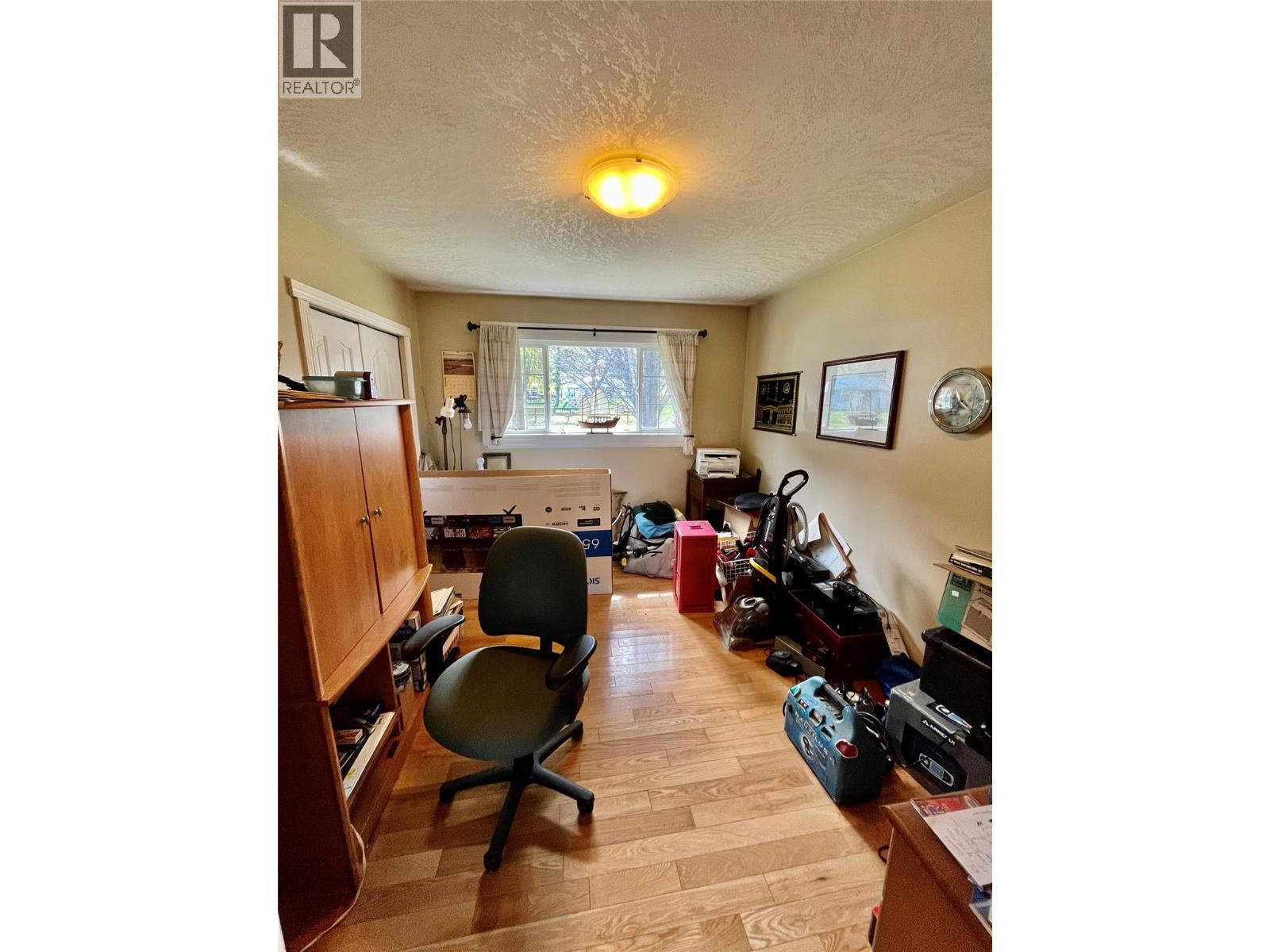 212 Maple Street, Fauquier, British Columbia  V0G 1K0 - Photo 11 - 10384483