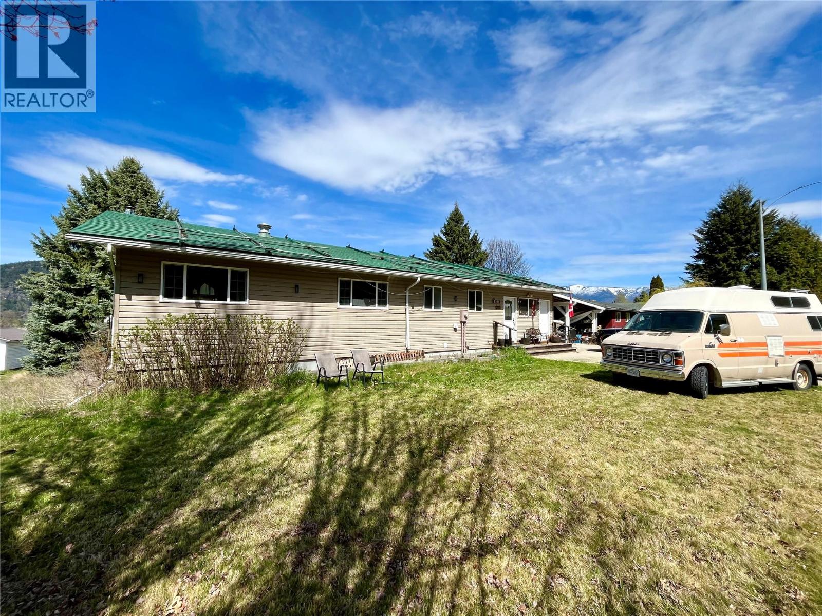 212 Maple Street, Fauquier, British Columbia  V0G 1K0 - Photo 24 - 10384483