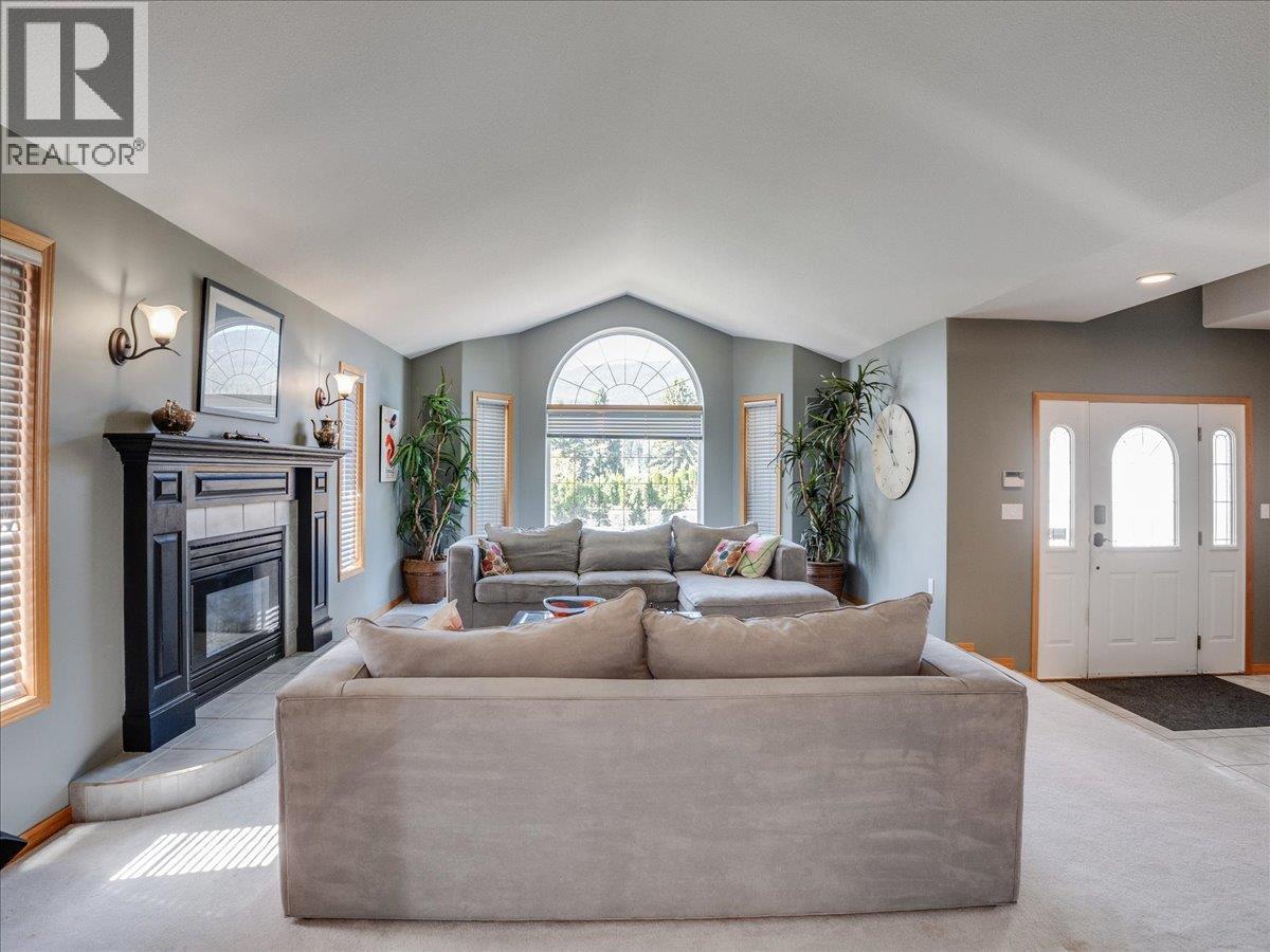 1063 Bridgeview Crescent, Castlegar, British Columbia  V1N 3H7 - Photo 16 - 10384172