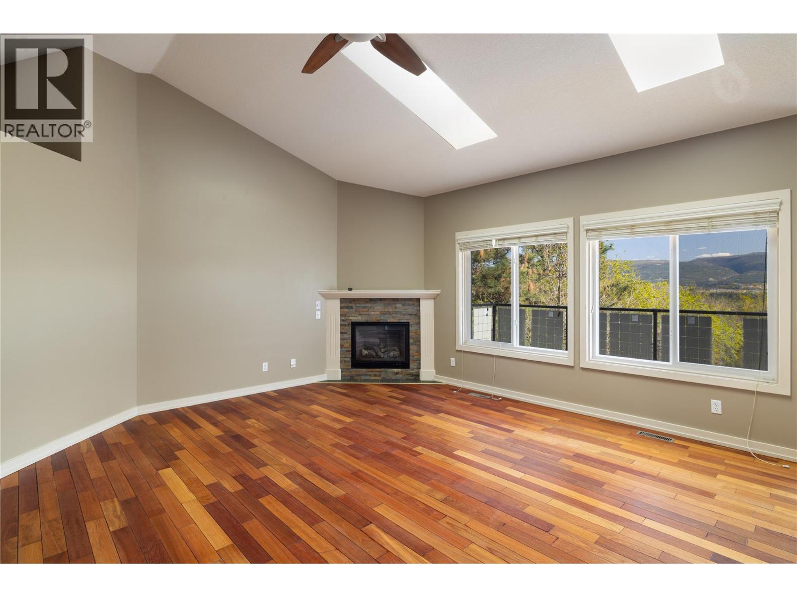 2391 Nahanni Court, Kelowna, British Columbia  V1V 1N1 - Photo 7 - 10384500