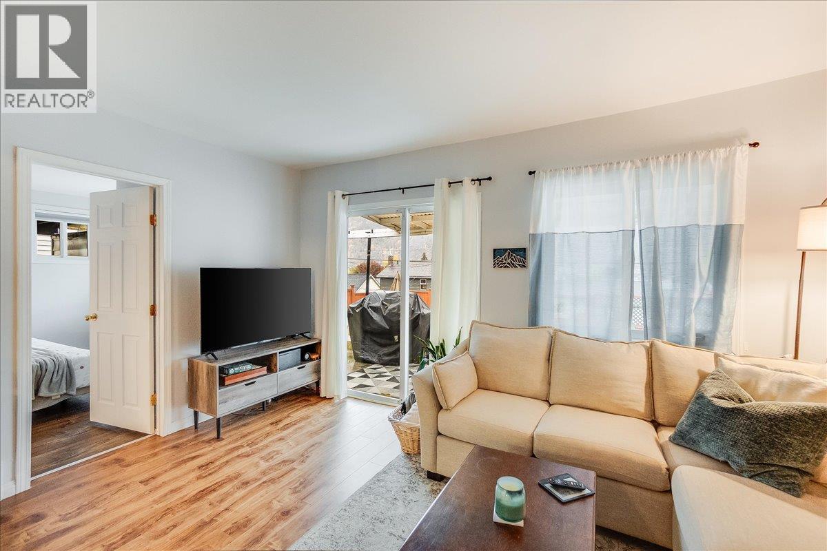 2034 Eighth Avenue, Trail, British Columbia  V1R 3E1 - Photo 23 - 10384499