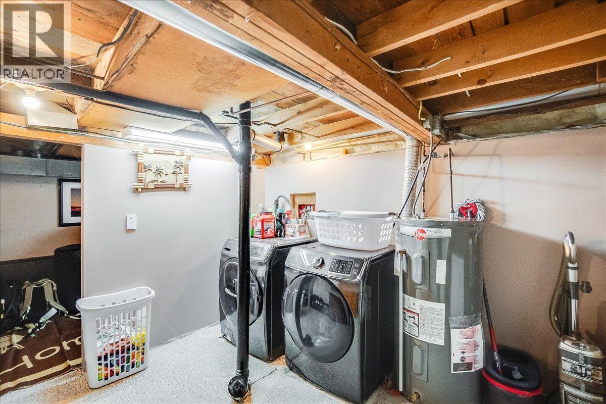 2034 Eighth Avenue, Trail, British Columbia  V1R 3E1 - Photo 32 - 10384499