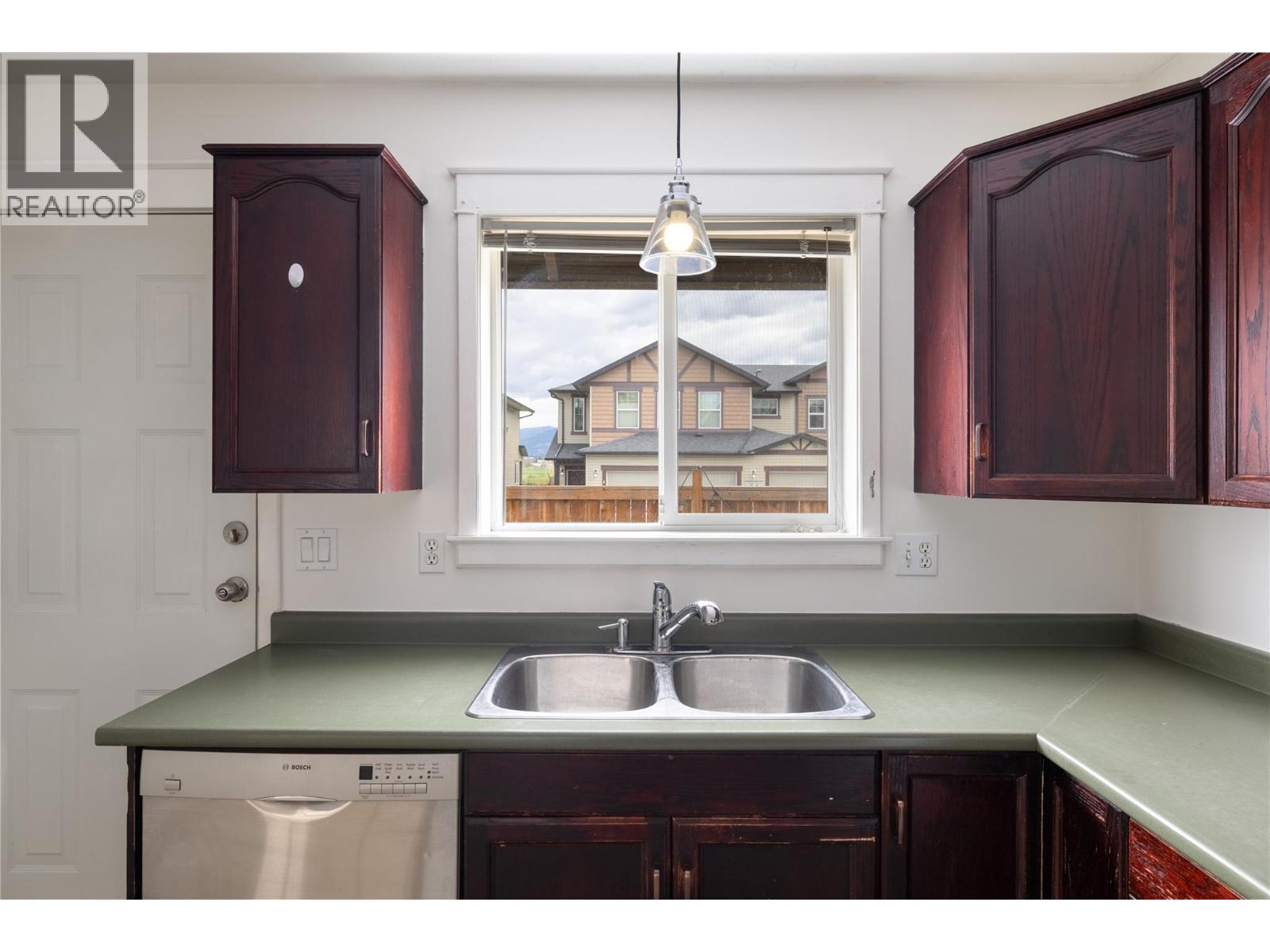 6972 Cummins Road, Vernon, British Columbia  V1H 1X9 - Photo 12 - 10384424