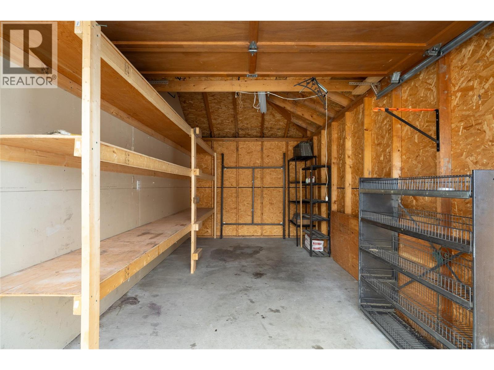 6972 Cummins Road, Vernon, British Columbia  V1H 1X9 - Photo 35 - 10384424