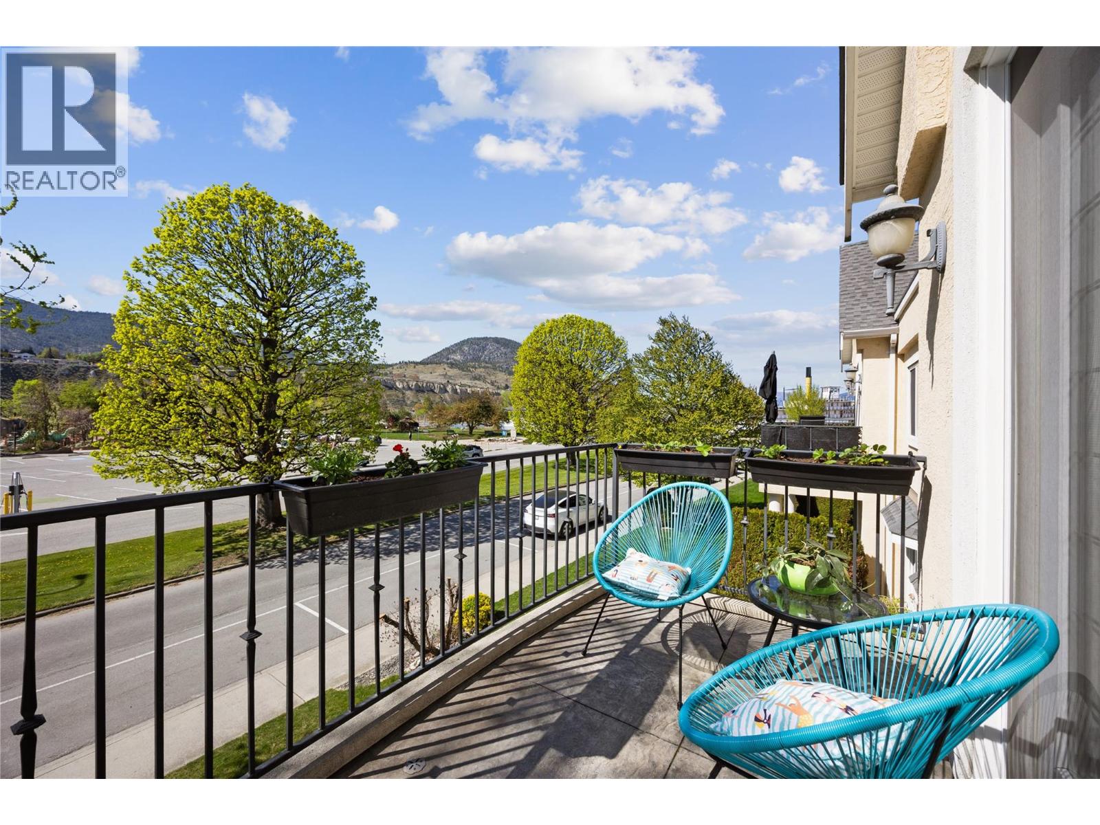 1065 Churchill Avenue Unit# 201, penticton, British Columbia