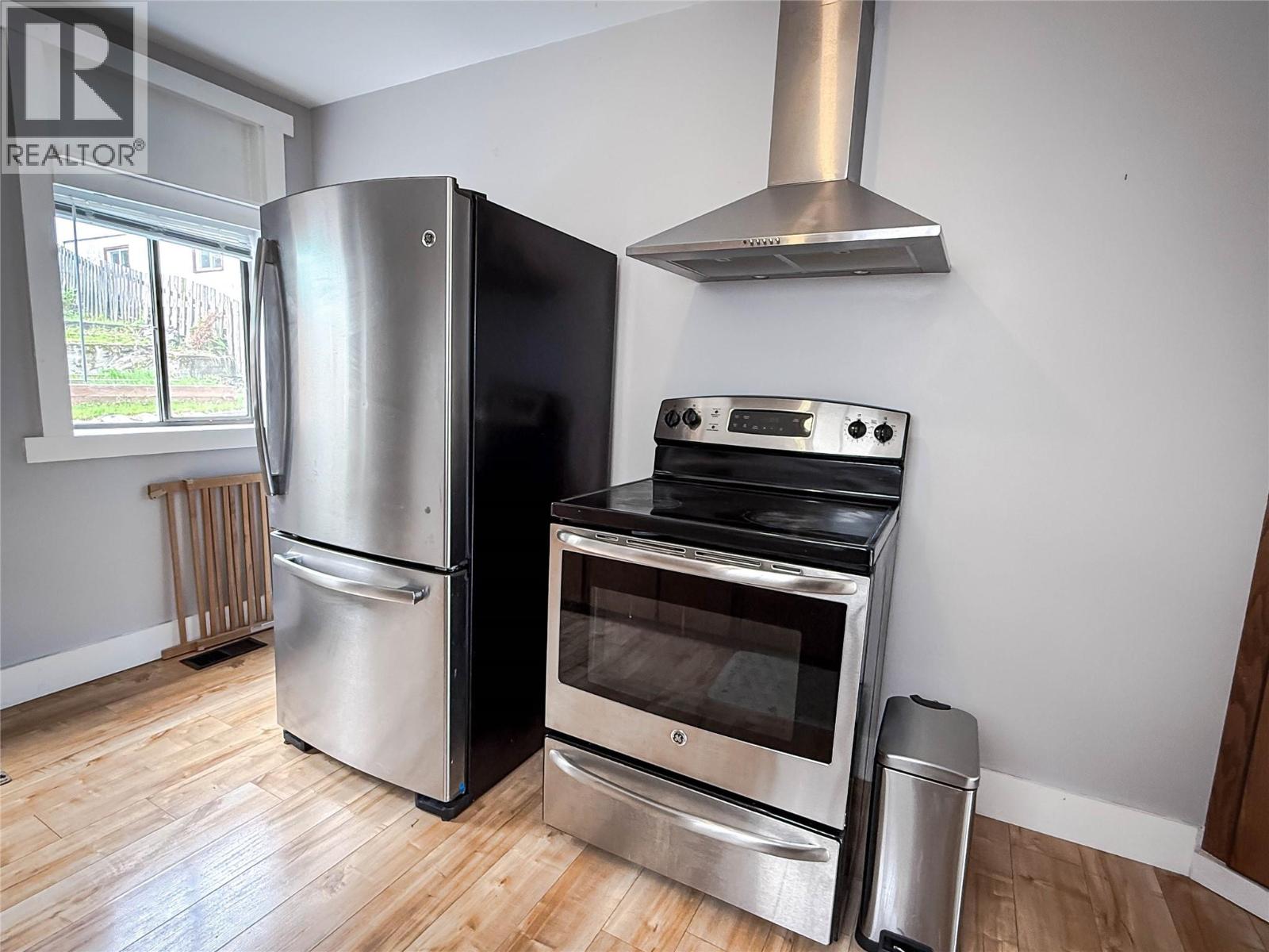 2224 Topping Street, Trail, British Columbia  V1R 4G5 - Photo 10 - 10384292