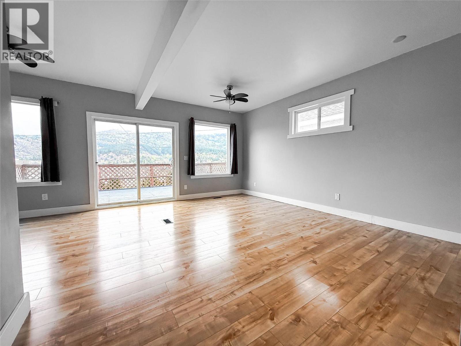 2224 Topping Street, Trail, British Columbia  V1R 4G5 - Photo 13 - 10384292