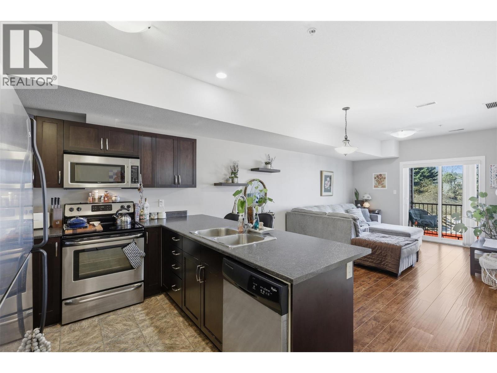 5170 Dallas Drive Unit# 309, Kamloops, British Columbia  V2C 6K6 - Photo 8 - 10384583