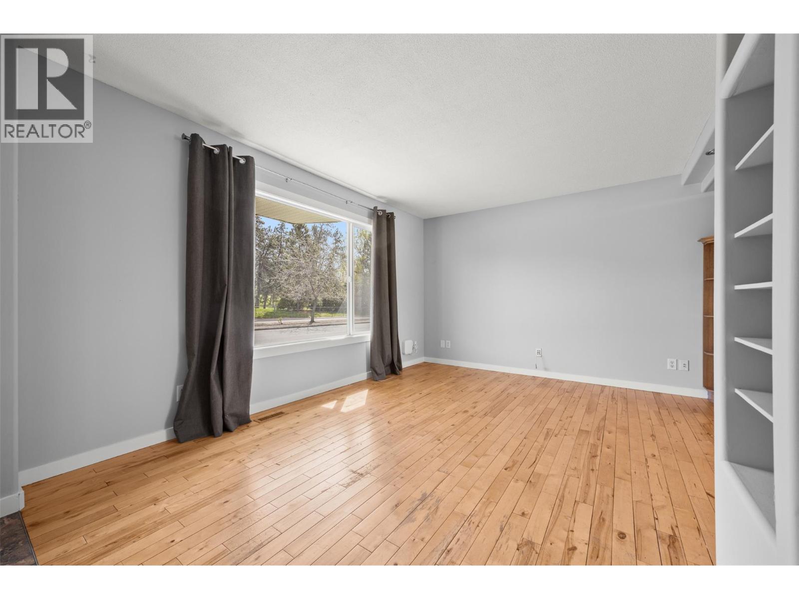 1024 Glenmore Drive, Kelowna, British Columbia  V1Y 4P2 - Photo 4 - 10384475