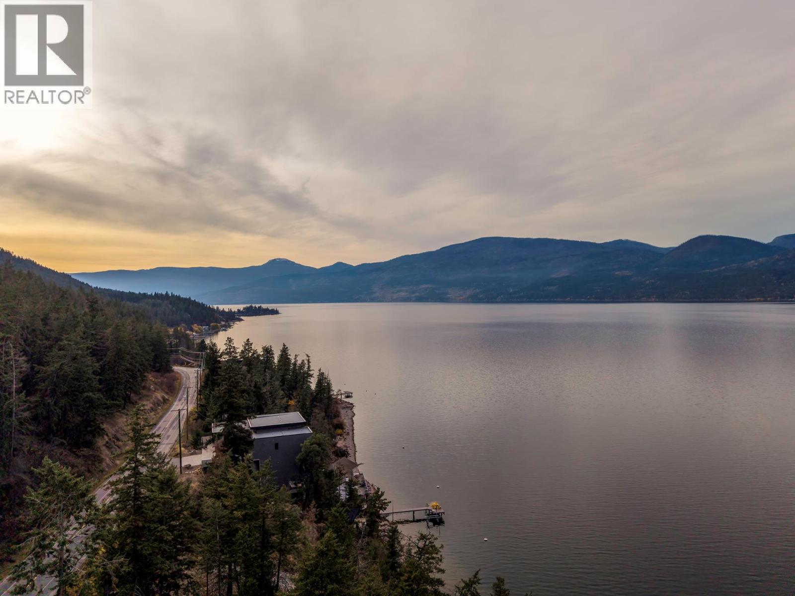 9343 Eastside Road, Vernon, British Columbia  V1H 1K6 - Photo 35 - 10384551