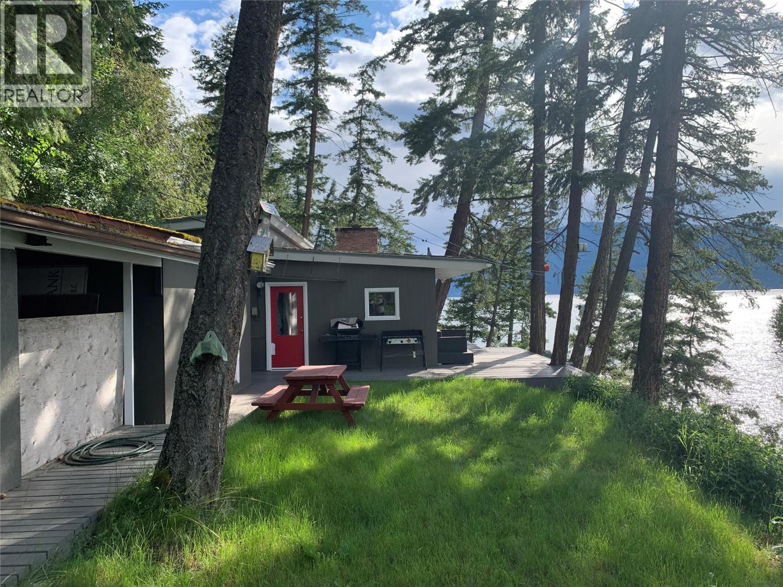 9343 Eastside Road, Vernon, British Columbia  V1H 1K6 - Photo 4 - 10384551