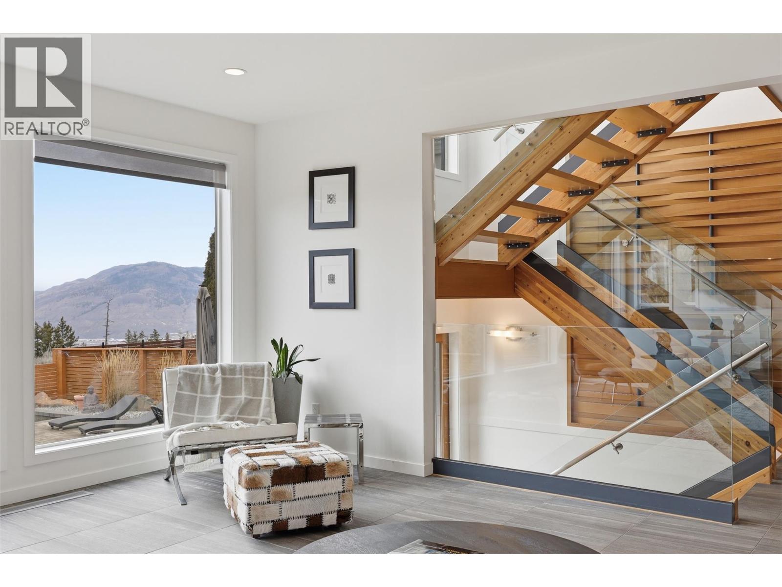 1107 Prairie Rose Drive, Kamloops, British Columbia  V2E 0B4 - Photo 6 - 10384130