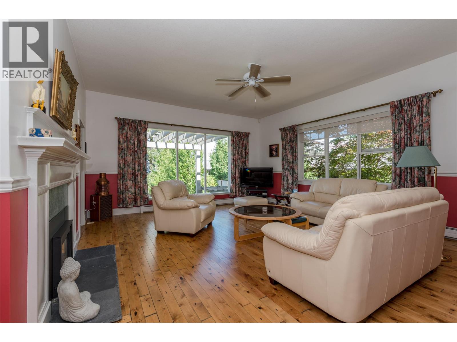 9739 Delcliffe Road, Vernon, British Columbia  V1H 1K9 - Photo 11 - 10384479