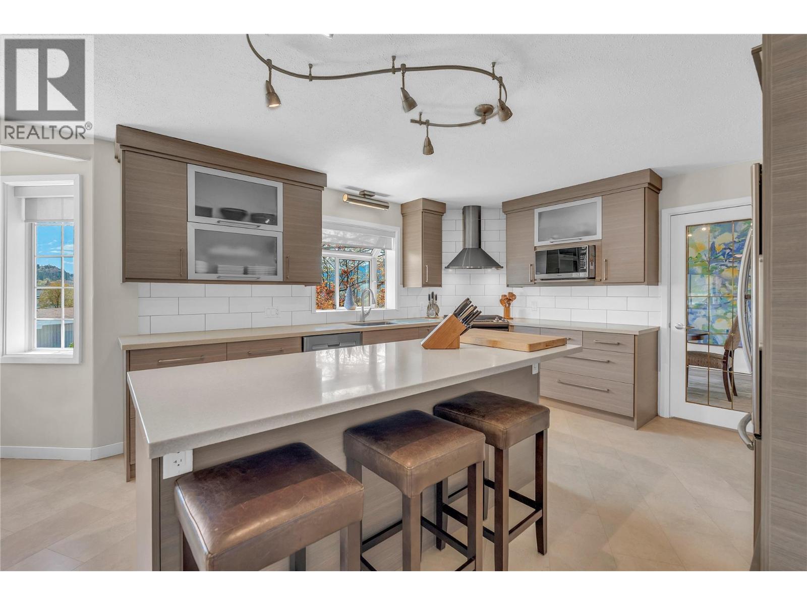 190 Craig Drive, Penticton, British Columbia  V2A 3R9 - Photo 13 - 10384376