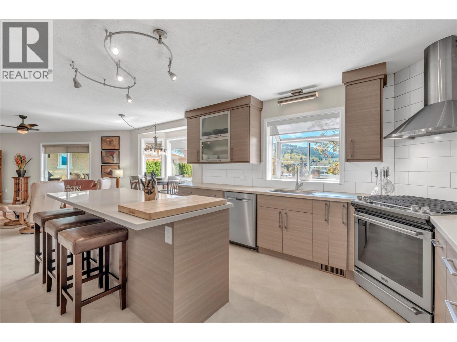 190 Craig Drive, Penticton, British Columbia  V2A 3R9 - Photo 14 - 10384376