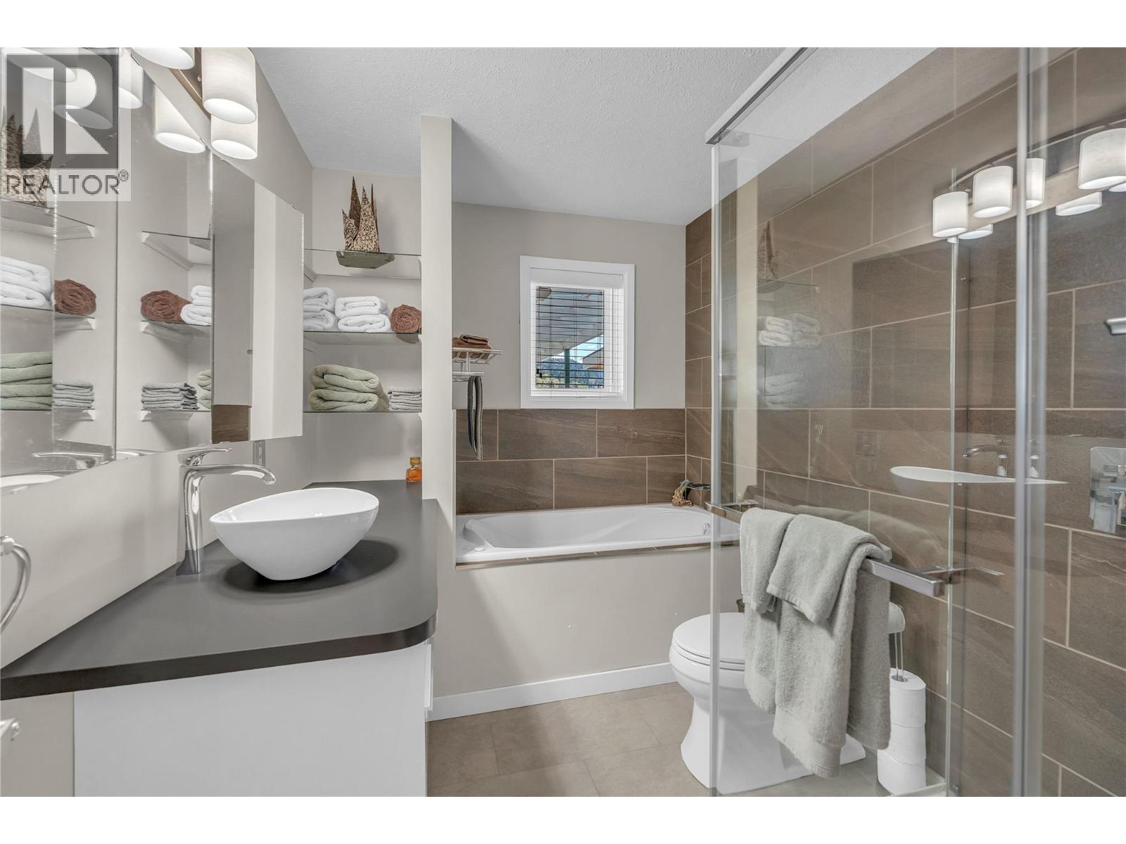 190 Craig Drive, Penticton, British Columbia  V2A 3R9 - Photo 34 - 10384376