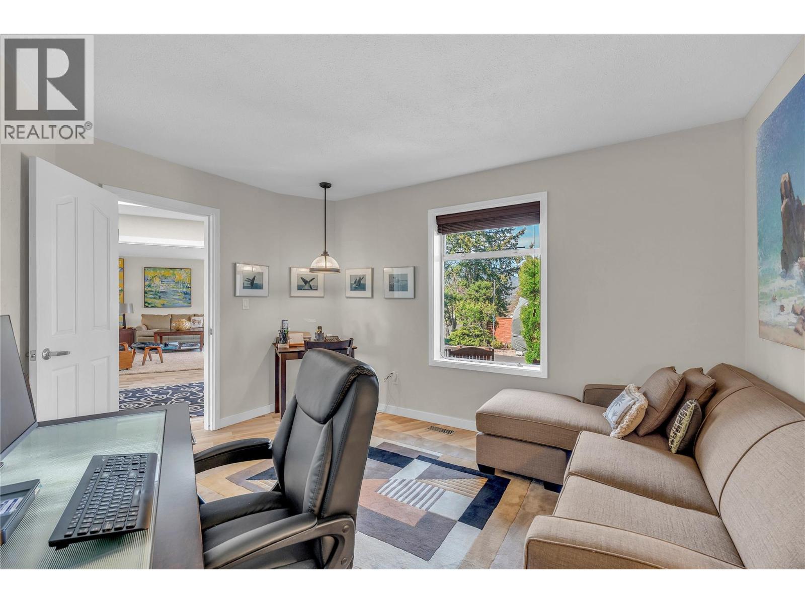 190 Craig Drive, Penticton, British Columbia  V2A 3R9 - Photo 6 - 10384376