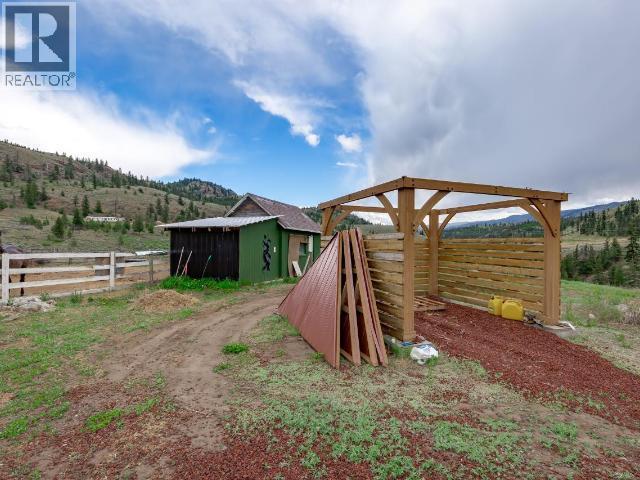 5208 Trans Canada Highway, Kamloops, British Columbia  V1S 2A5 - Photo 14 - 10384663