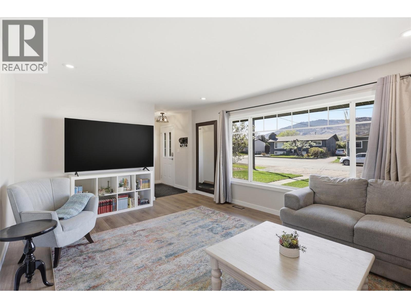 2484 Young Avenue, Kamloops, British Columbia  V2B 4M8 - Photo 14 - 10384668